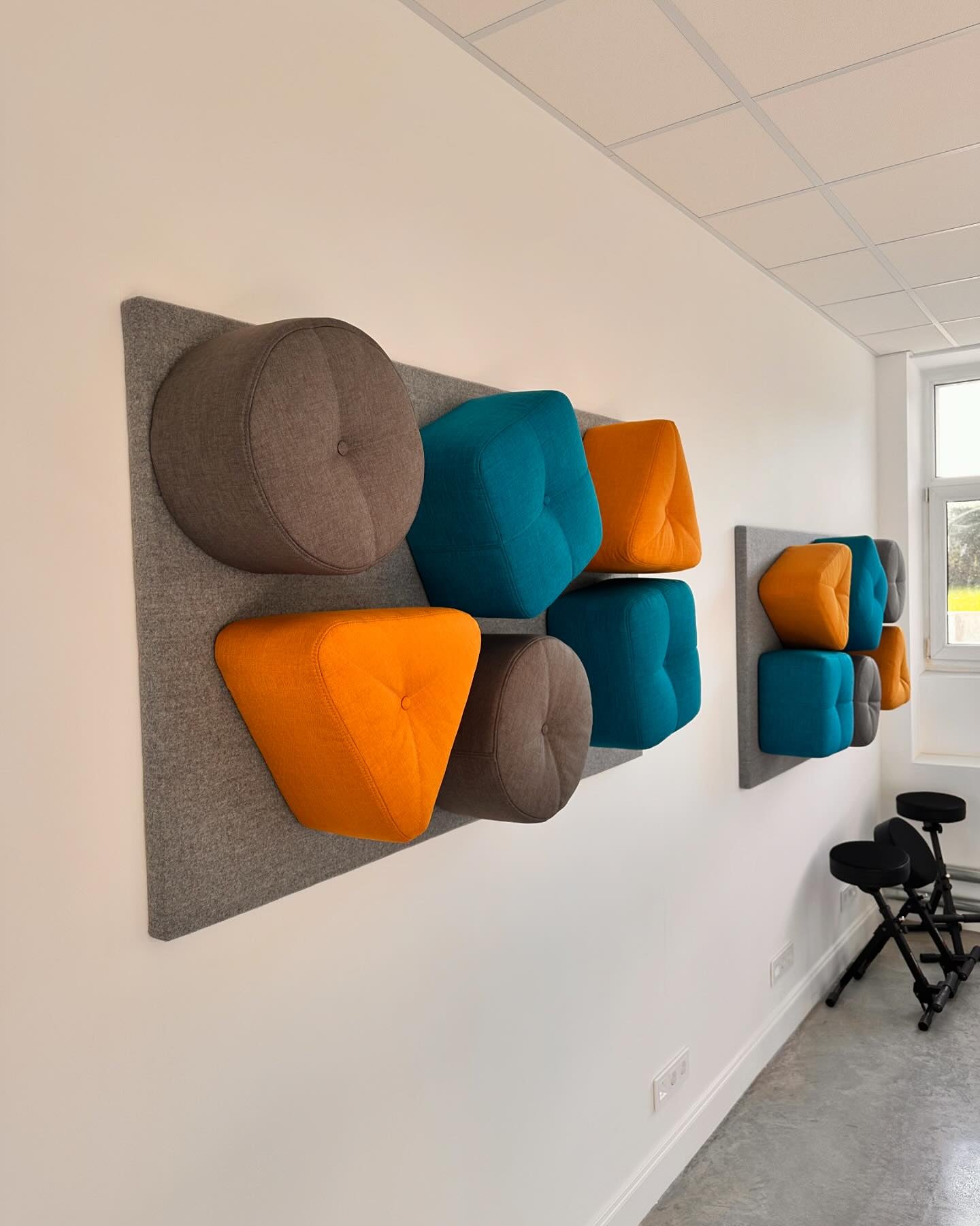 Minksti baldai mokykloms ir darzeliams